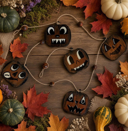 Whimsical Retro Wooden Halloween Pumpkin Garland