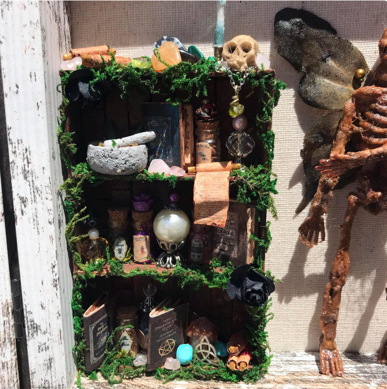 Mummified Dead Female Dark Fairy, Shadowbox, fairycore, oddities,goblincore, taxidermy