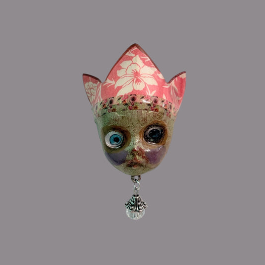 Handpainted Monster Fridge Magnet: Crowned Creepling Fae Goblin