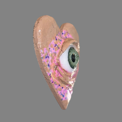 Handmade Creepling Heart Magnet: Quirky One-Eyed Sculpture, Collectible Gift  Monster