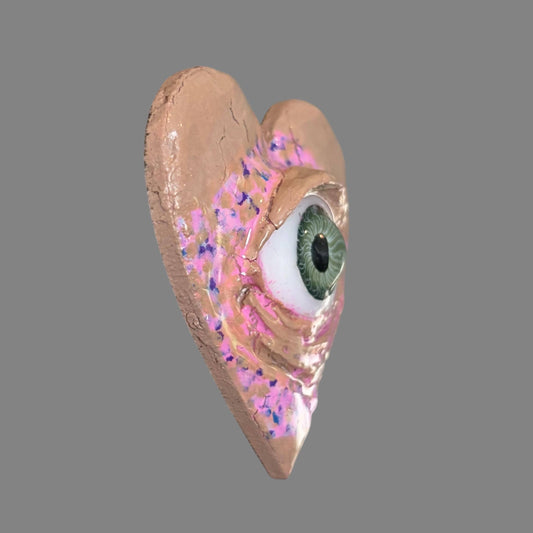 Handmade Creepling Heart Magnet: Quirky One-Eyed Sculpture, Collectible Gift  Monster