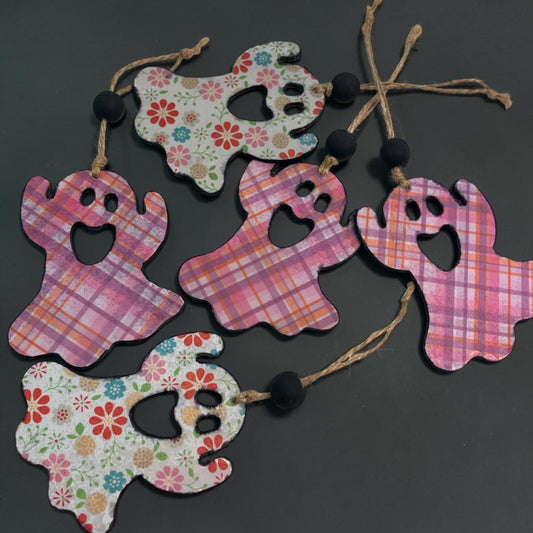 Whimsical Ghost Ornament Set